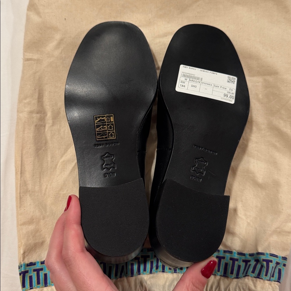 Tory Burch ELEANOR LEATHER LOAFERS IN PERFECT BLACK - Picture 9 of 16